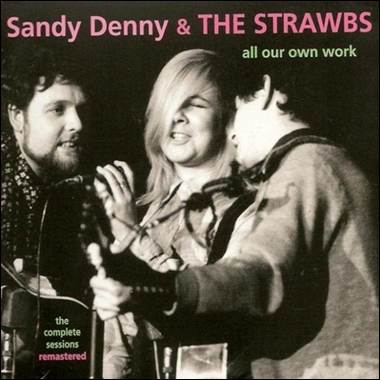 A group of people singing

Description automatically generated