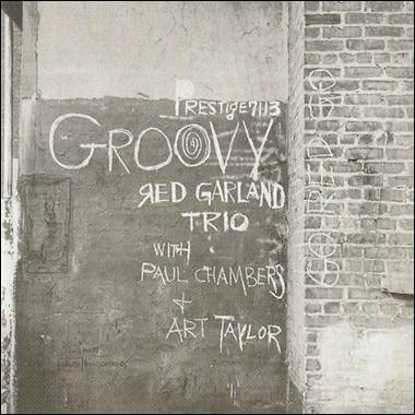 A close-up of a wall with graffiti

Description automatically generated