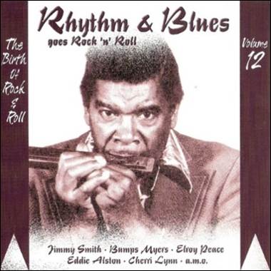 A person holding a flute

Description automatically generated